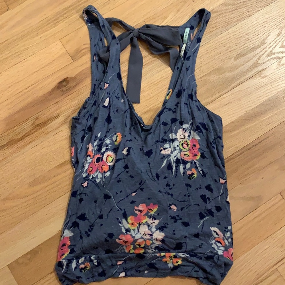 Blue floral tank top